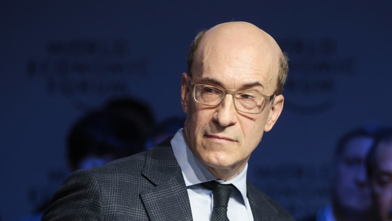 Harvard Economics Professor: Governments Will Not Allow Bitcoin on a Big Scale and They Will Win