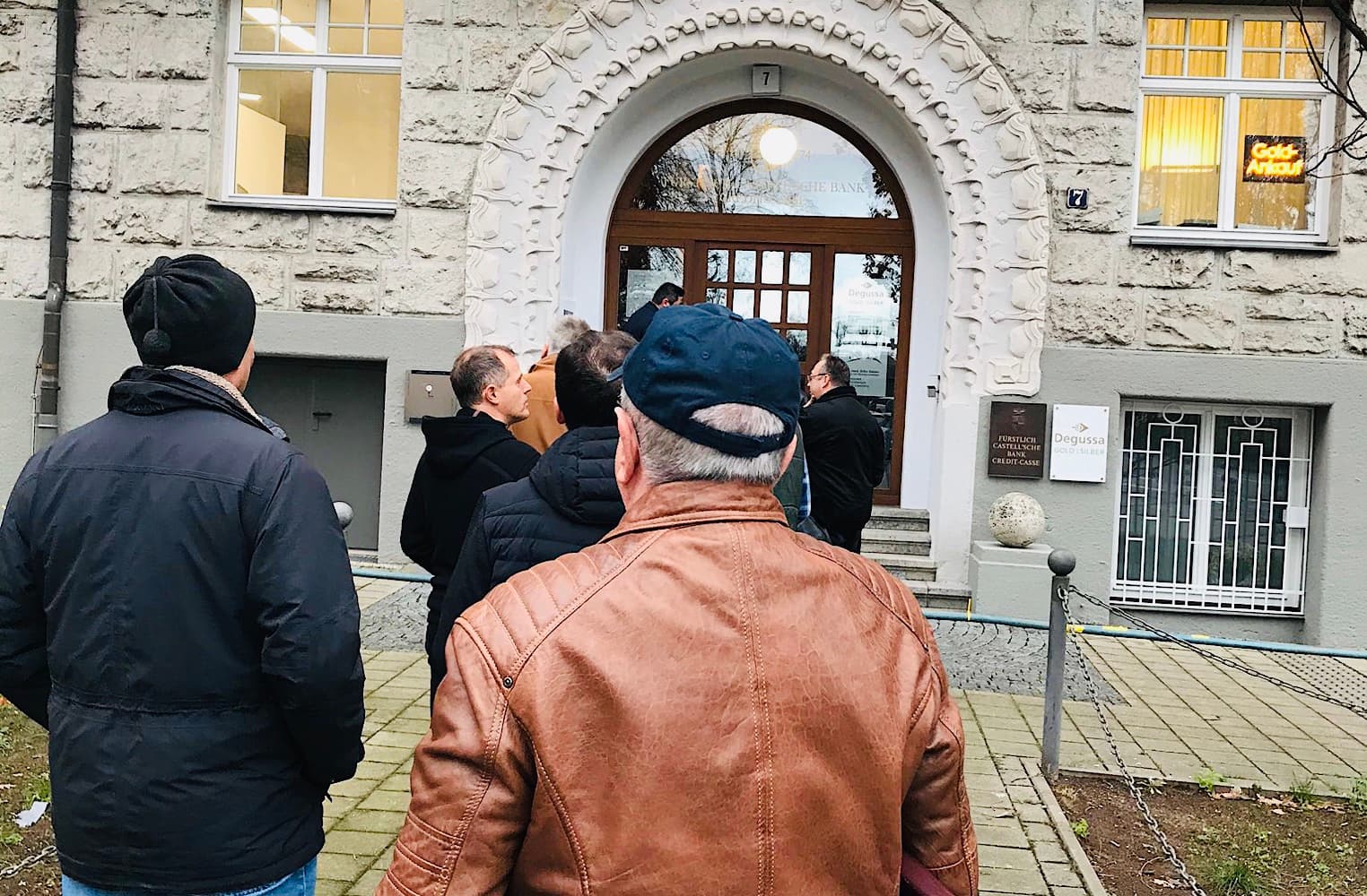 Germans Rush to Buy Gold as Draft Bill Threatens to Restrict Purchases