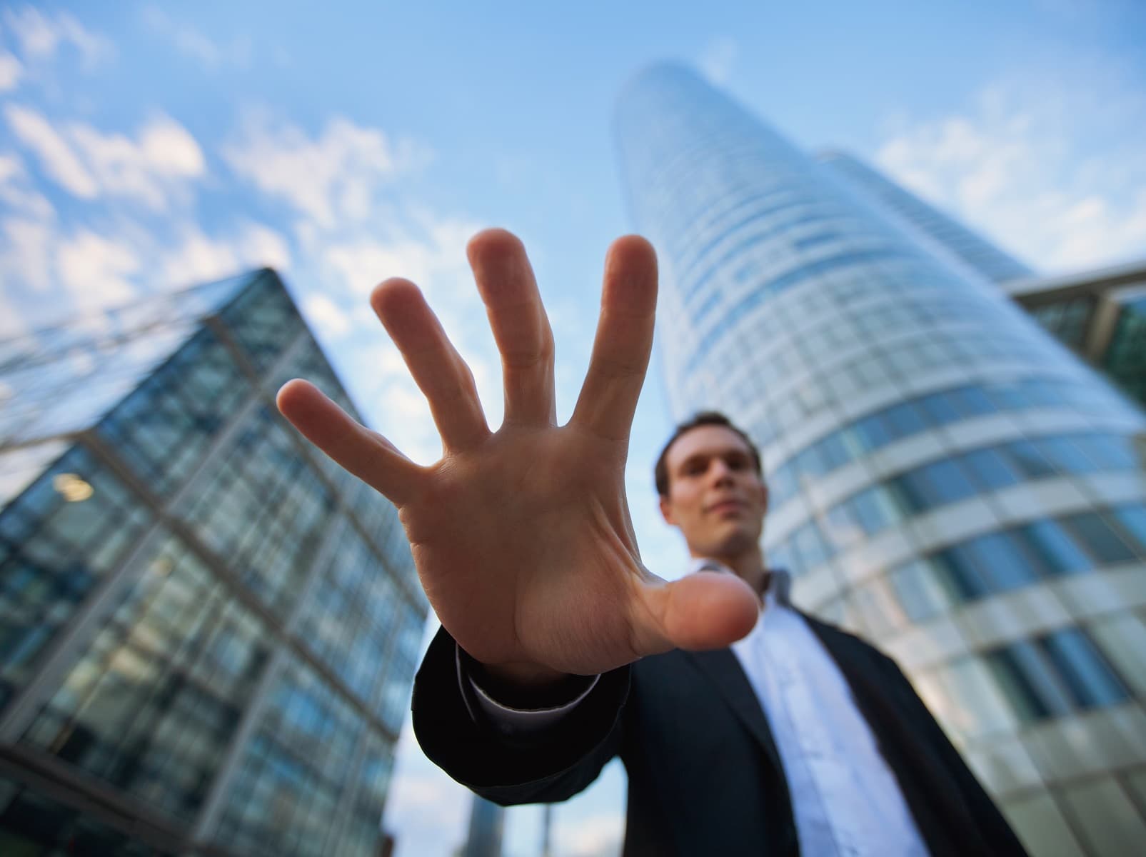 Fear Grips Stock Market Traders While Cryptocurrency Investors Become Greedy