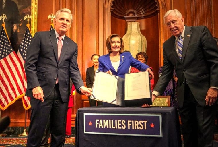 US Lawmaker Claims Stimulus Bill Bolsters Fed Secrecy, Pork Funds, and Wall Street Bailouts