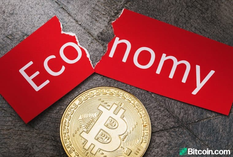 Market Outlook: Bitcoin's Inverse Head and Shoulders, Covid-19 Fears Decline, CME Futures Gaps