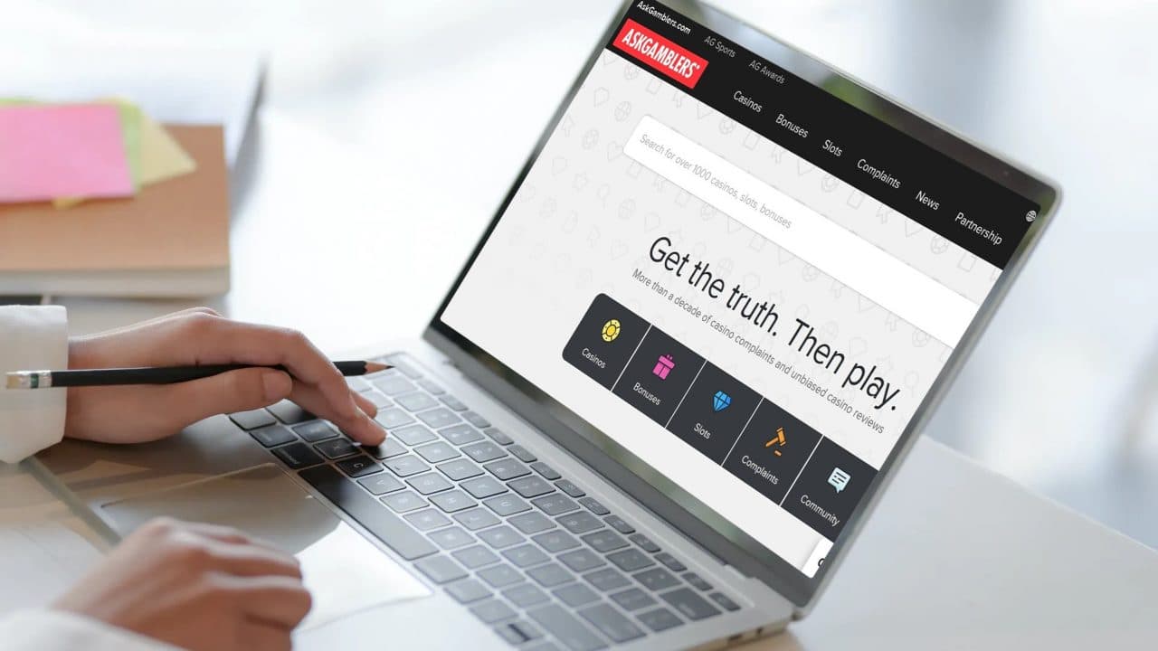 Betting Your Coins Online? Be Sure to AskGamblers First