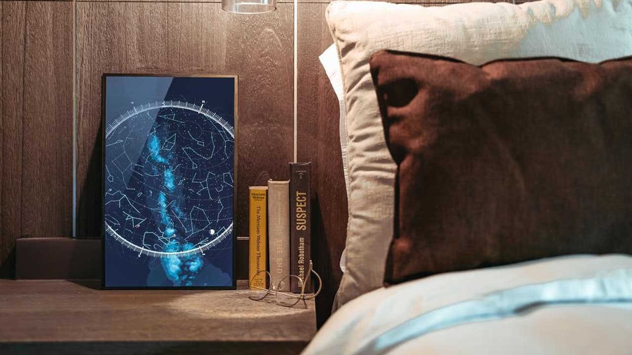 Meet Qonos- A Purpose-Built Digital Frame for NFT Art and Collectibles