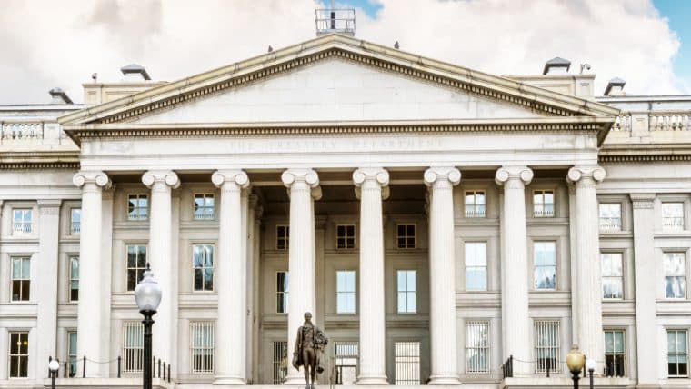 US Senator Urges Treasury Secretary to 'Make Significant Revisions' to FinCEN's Crypto Proposal