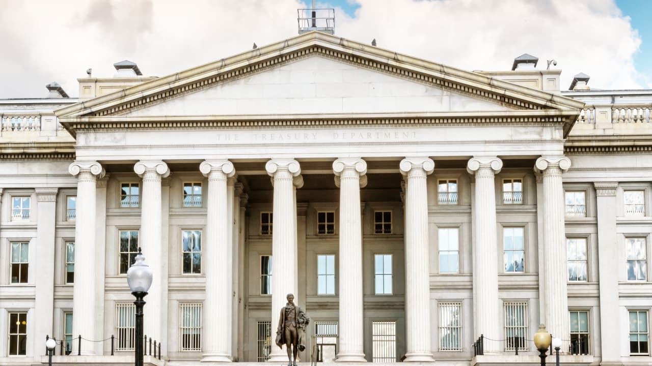 US Senator Urges Treasury Secretary to 'Make Significant Revisions' to FinCEN's Crypto Proposal