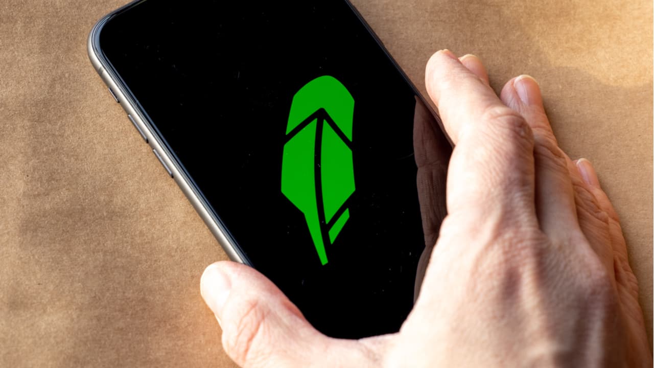 Robinhood Aims for $35 Billion Market Valuation in Upcoming IPO