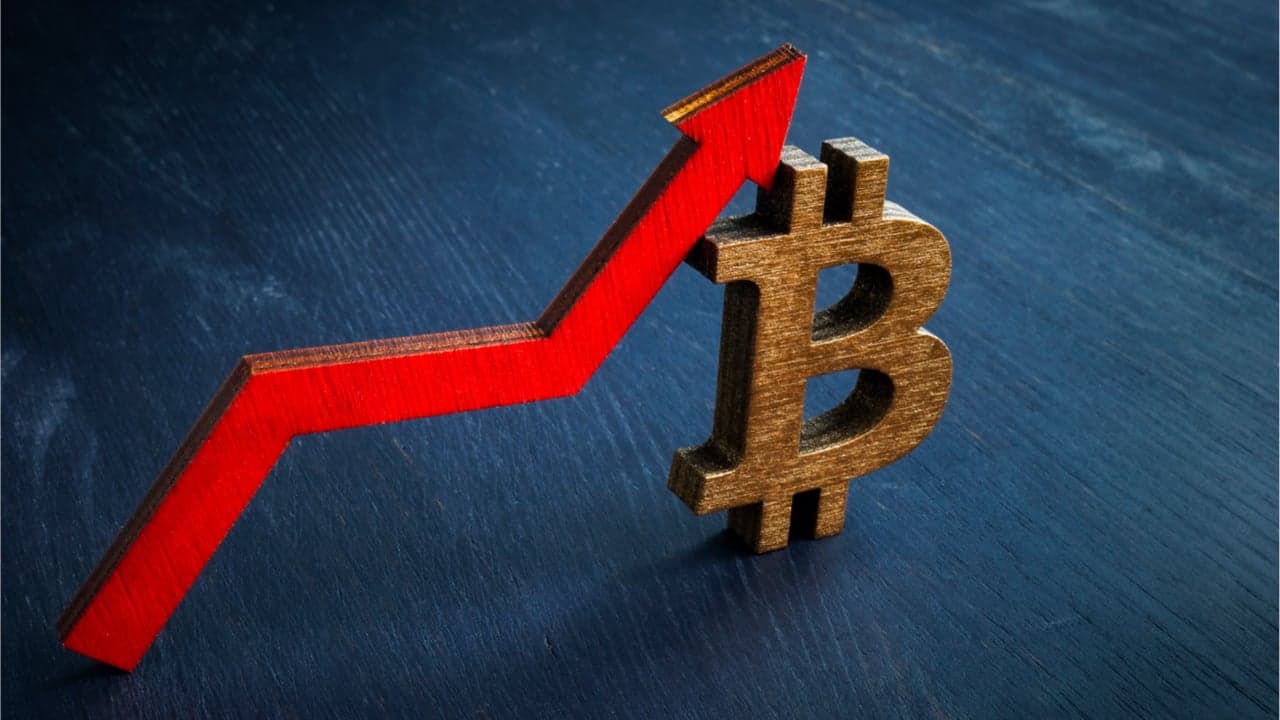 Bitcoin Price Regains Strength Above $41K, Crypto Market Cap Jumps 6% in 24 Hours