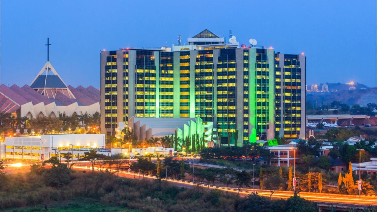 Nigerian Foreign Exchange Crisis: Central Bank Issues Warning to Microfinance Banks