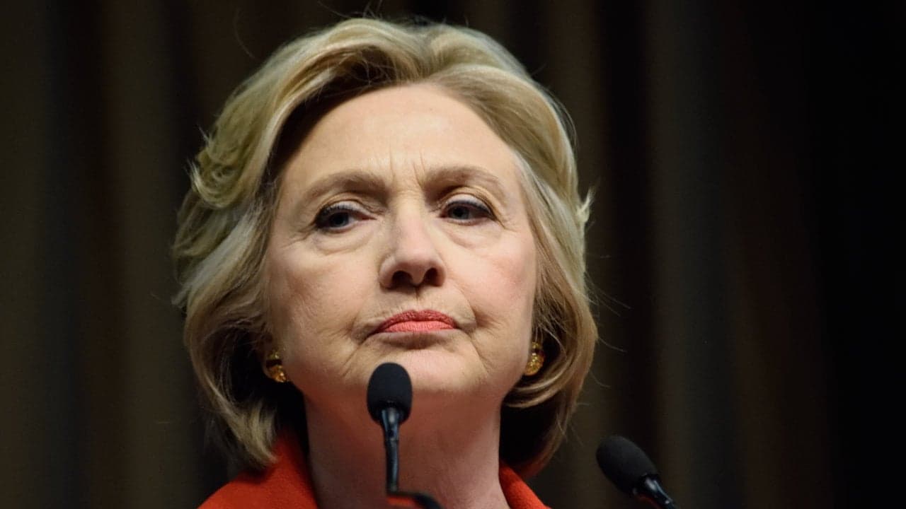 Hillary Clinton Warns Cryptocurrency Could Destabilize Nations, Undermine Dollar as World's Reserve Currency