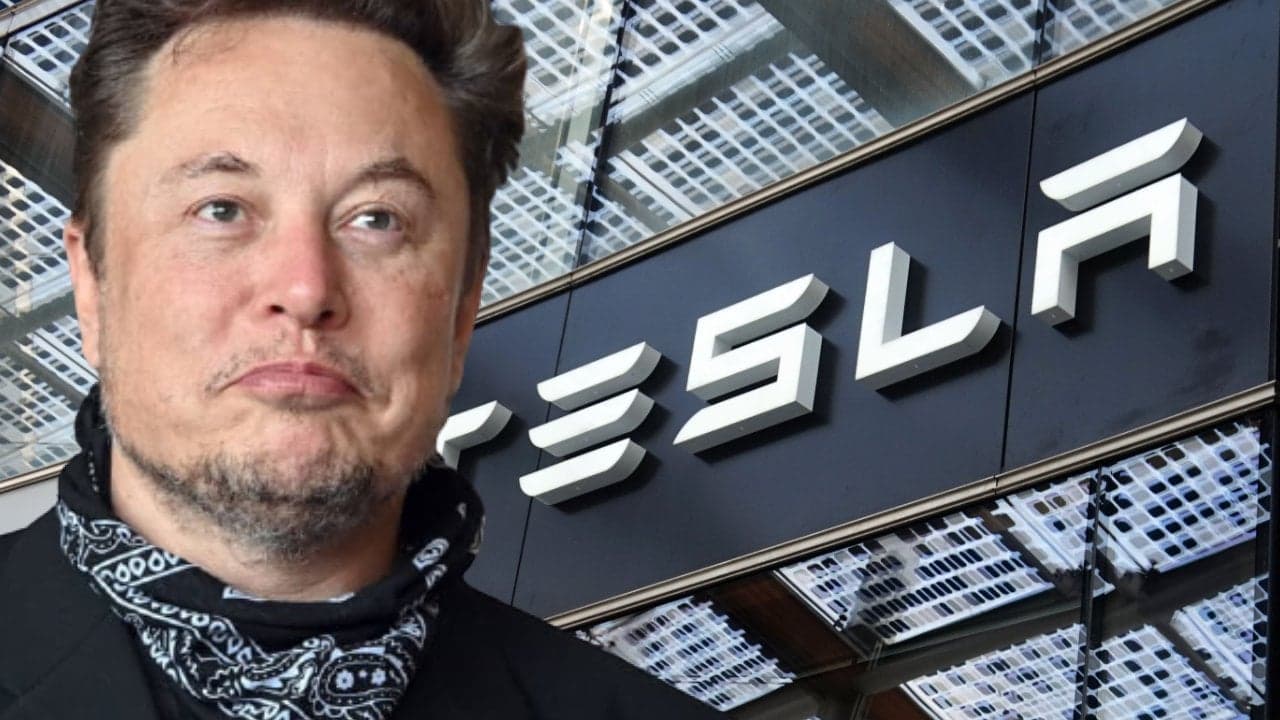 Elon Musk Lets Twitter Poll Decide if He Should Sell $20 Billion in Tesla Stock — Investors Suggest Buy Bitcoin