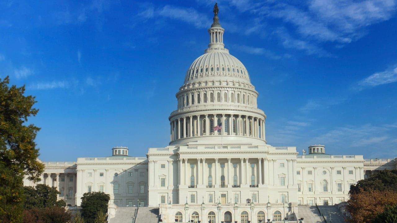 Switzerland's Largest Bank UBS Expects US Crypto Legislation to Take Time