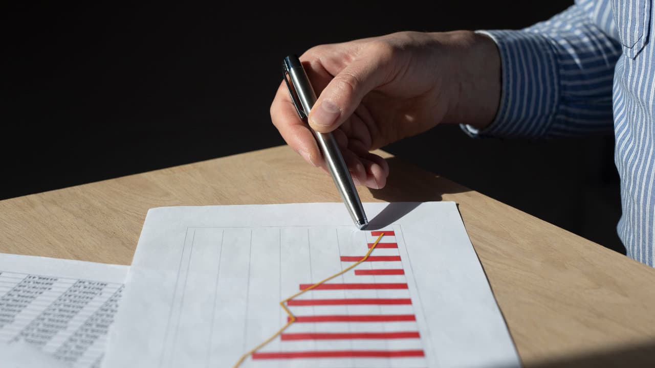 India's Crypto Trading Volume Plunges Further as Mobikwik Stops Payment Service