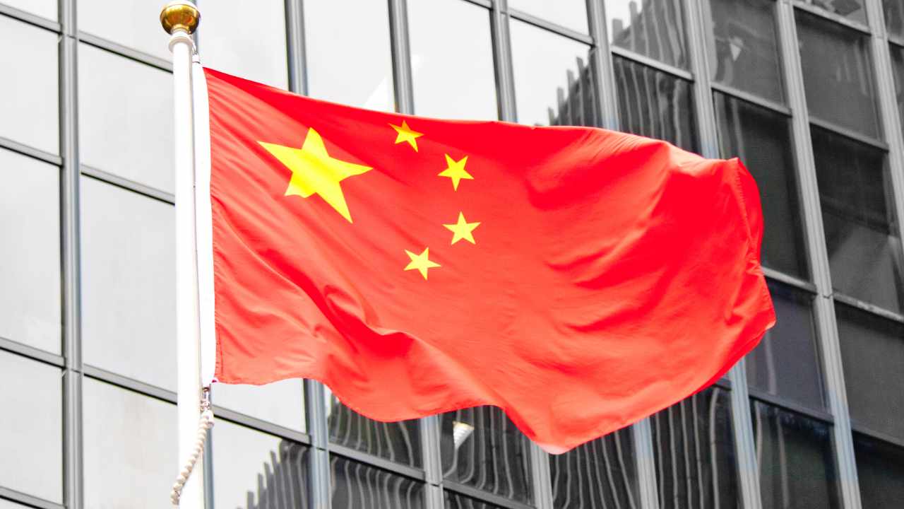 Chinese State-Run Media Warns About Bitcoin's Price Falling to Zero as Regulators Issue Fresh Crypto Warning