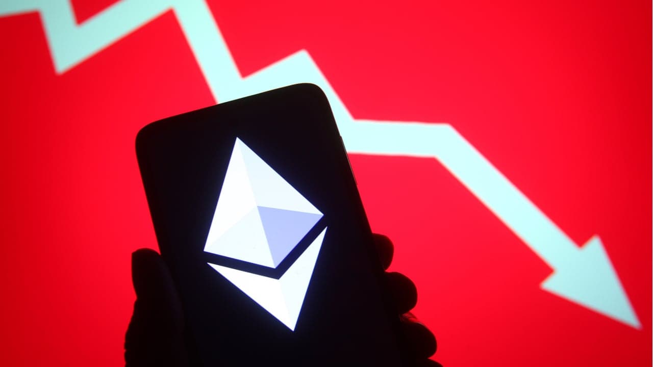 Bitcoin, Ethereum Technical Analysis: ETH, BTC Remain Lower Ahead of Federal Reserve Rate Decision