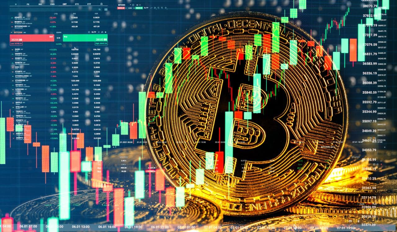 Bitcoin ETFs and Open Interest From BTC Futures, Options Follow Crypto Economy's Spot Market Decline