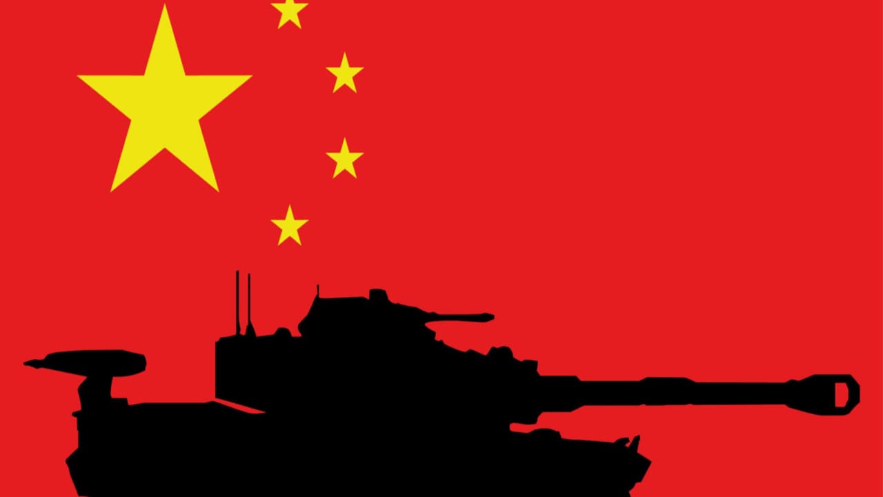 Social Media Users Deride China's Reported Use of Military Tanks to Intimidate Protesting Bank Customers