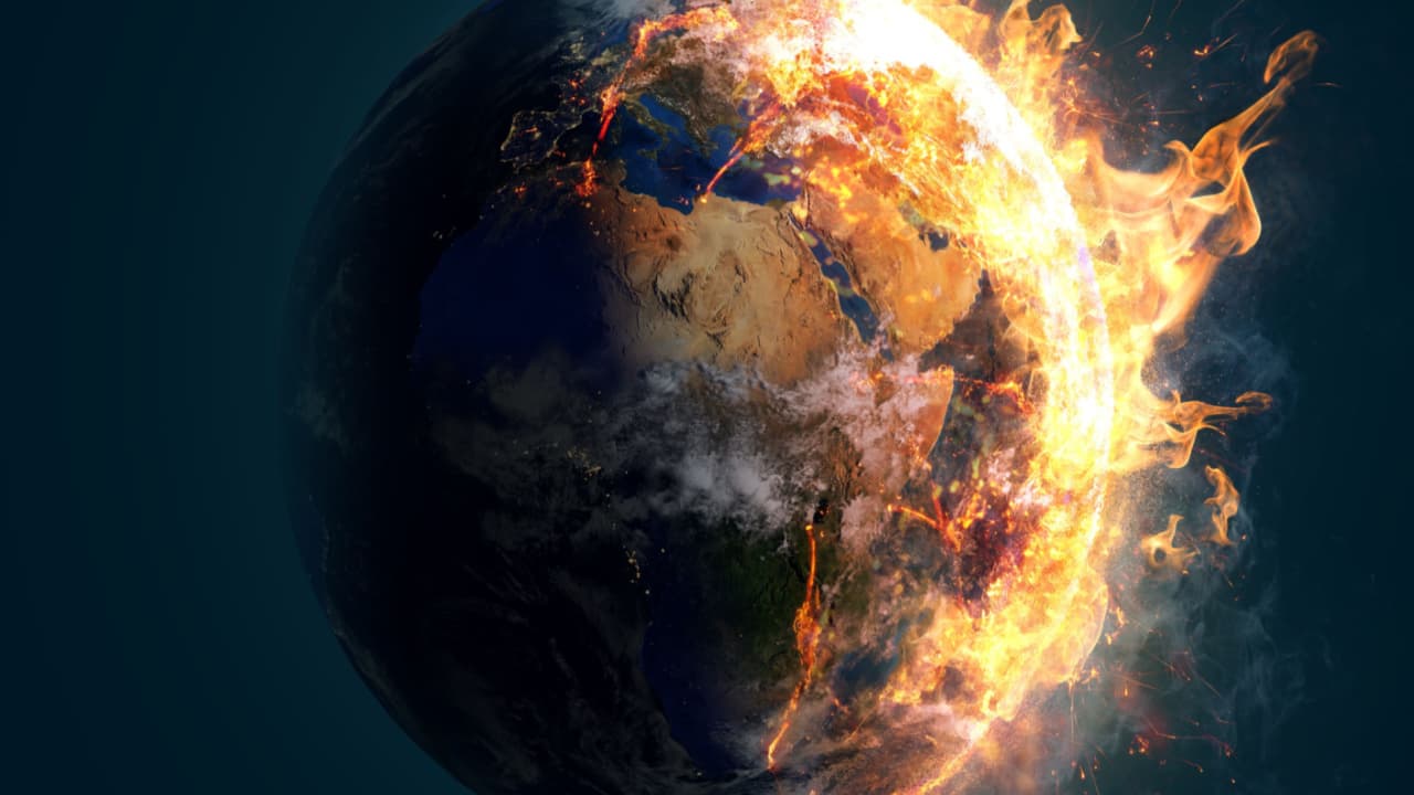 'World War III Has Begun,' Says Gerald Celente; Plus, Long-Term BTC Predictions and Scorching US Inflation — Bitcoin.com News Week in Review