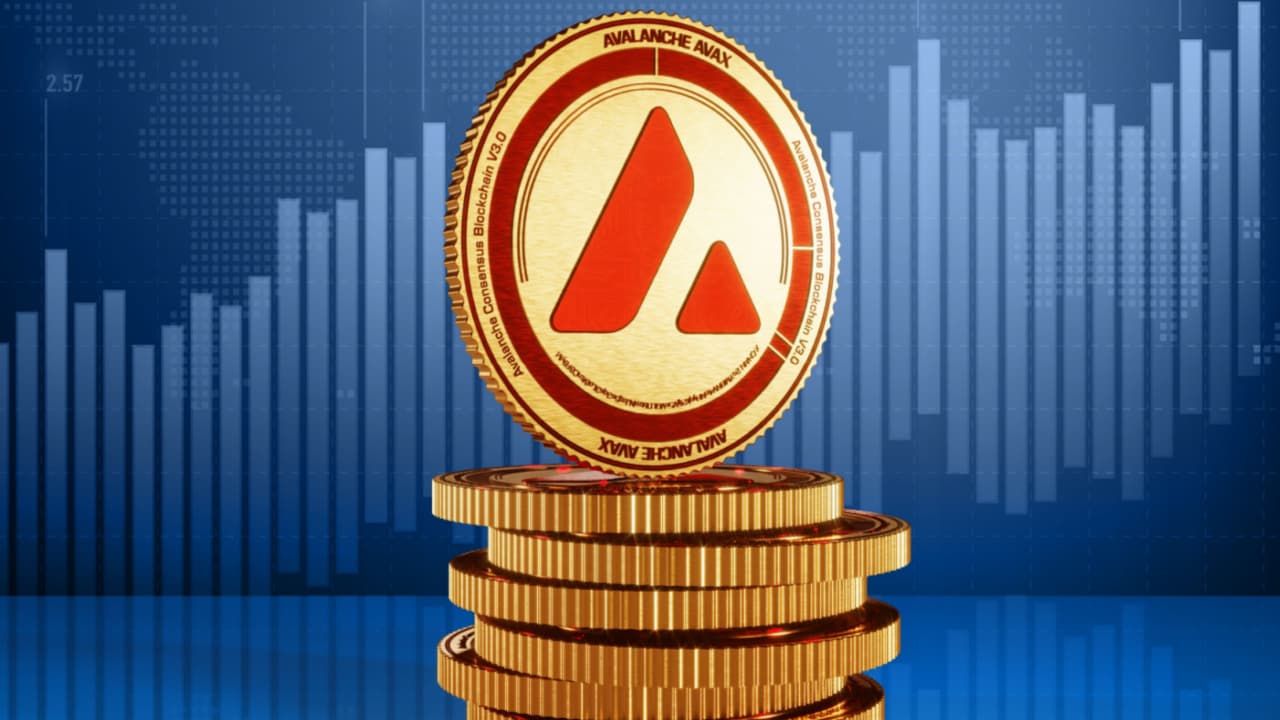 Biggest Movers: AVAX Nears Highest Level Since May, ETC Moves Towards $40