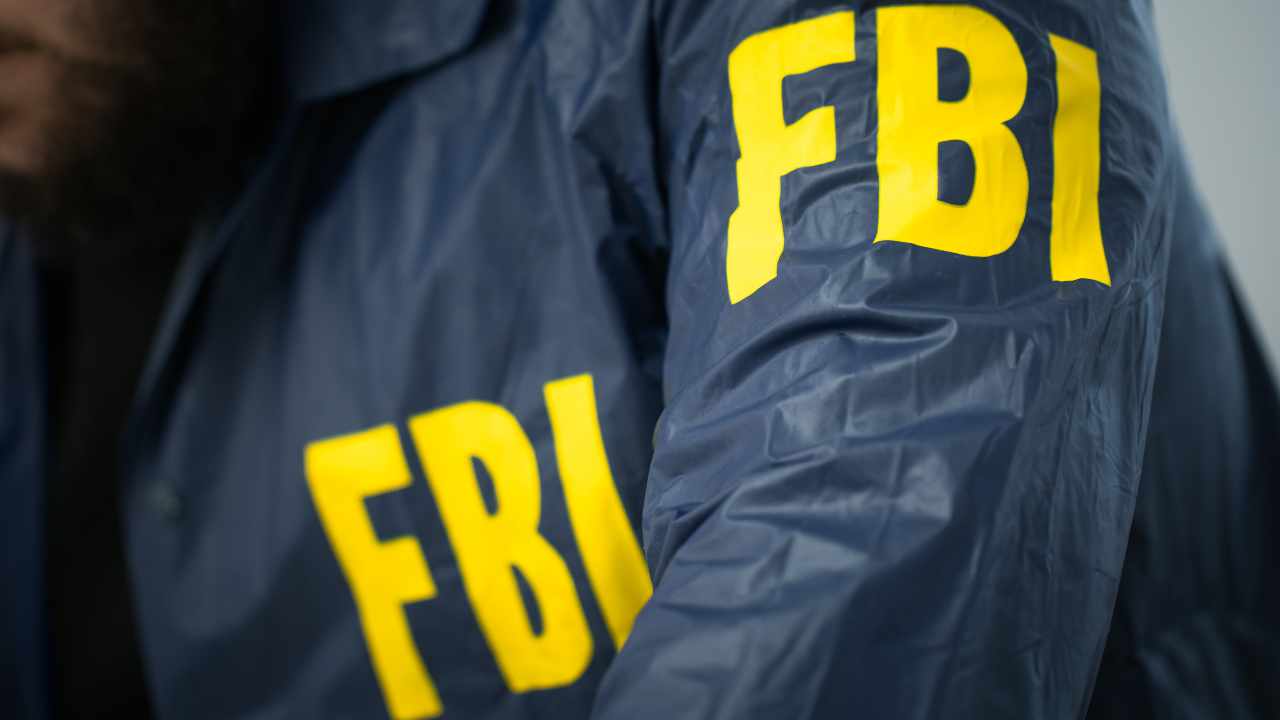 US Charges Chinese Spies in Scheme to Bribe Government Employee With Bitcoin to Steal 'Secret' Documents