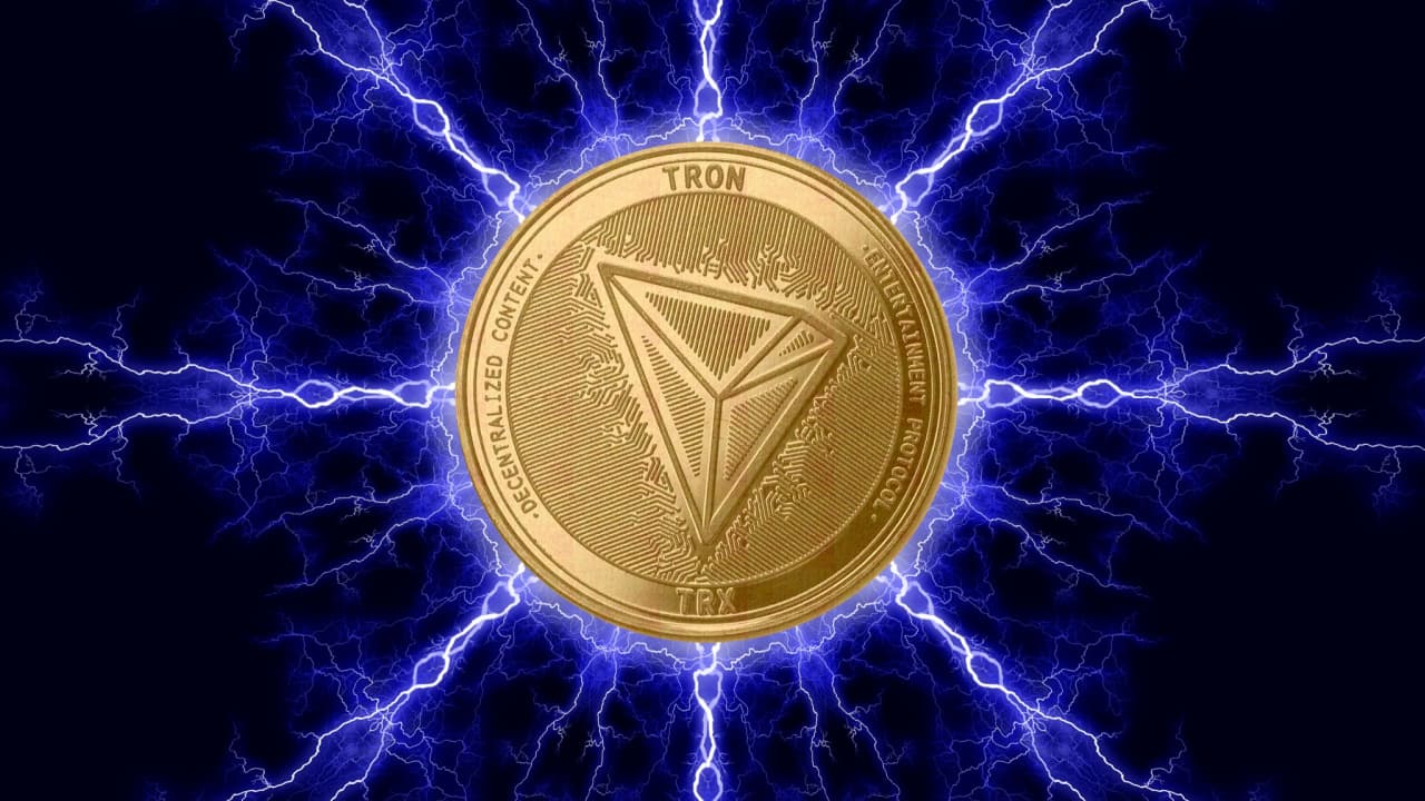 Biggest Movers: TRX Hits 4-Week High, MKR Remains Close to 2-Month Peak