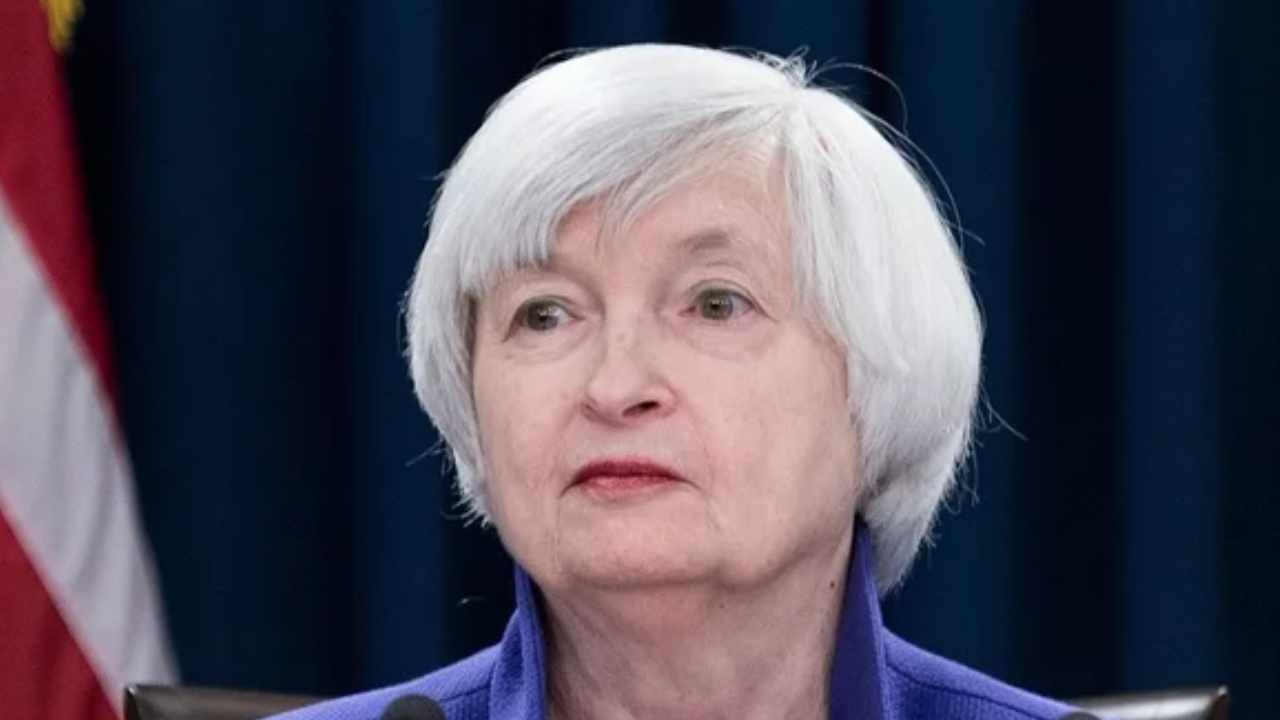 US Treasury's Yellen Says Crypto Doesn't Have Adequate Regulation — Calls FTX Collapse 'a Lehman Moment'
