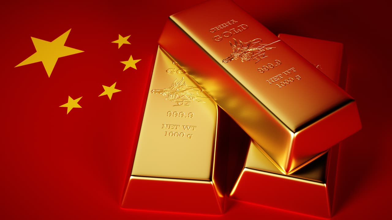 Report: China Suspected of Stockpiling Gold to ‘Cut Greenback Dependence’