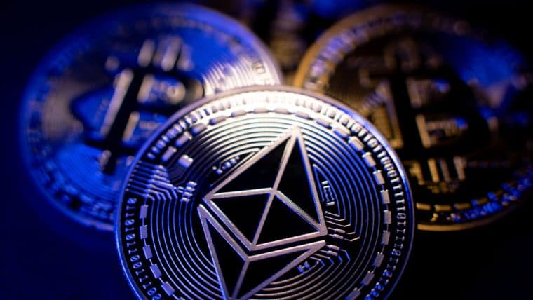 Bitcoin, Ethereum Technical Analysis: BTC, ETH Decline as USD Strengthens Following Retail Sales Data