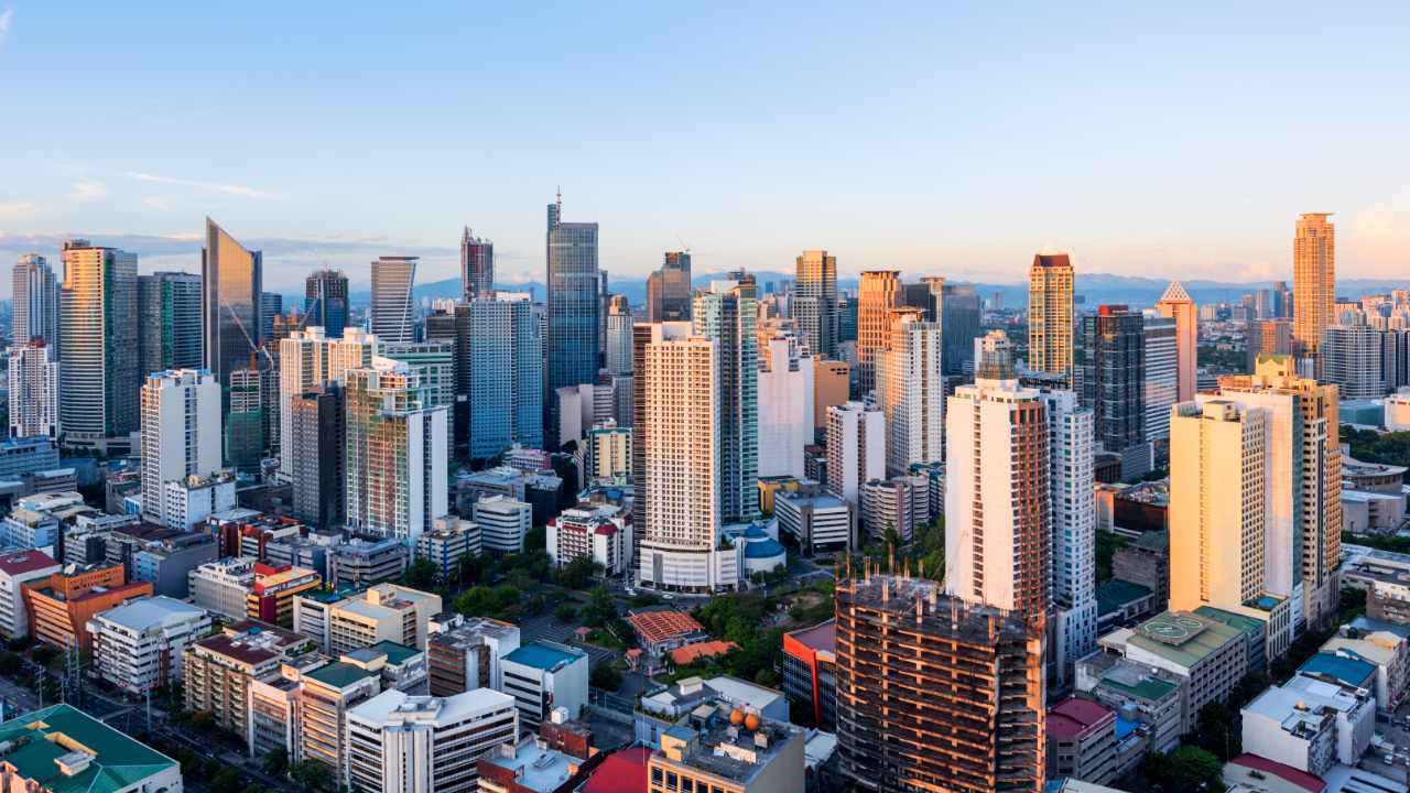 Philippine Regulator Warns Against Using Unlicensed Cryptocurrency Exchanges Following FTX Collapse