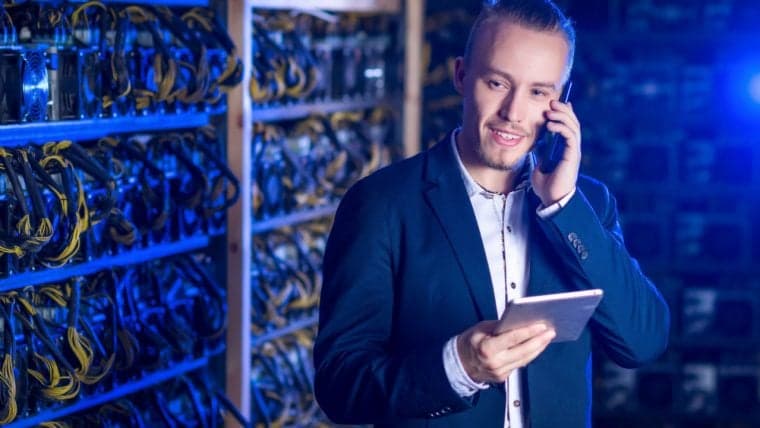 Demand for Cryptocurrency Miners Rises in Russia Amid Low Prices of Hardware