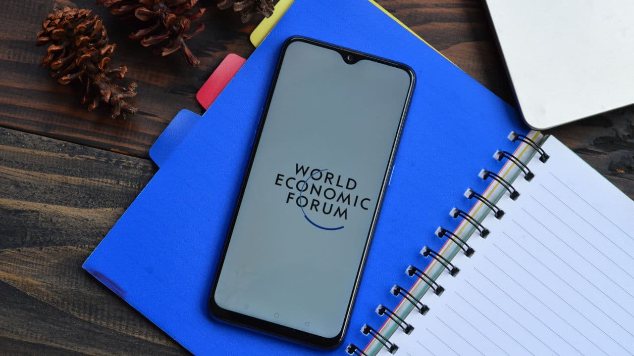 WEF Predicts Metaverse Tech Will Change Industry First, Moving to the Consumer Space Later