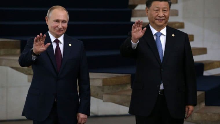 Putin, Xi Vow to Use Yuan as Russia and China Move to Settlements in National Currencies