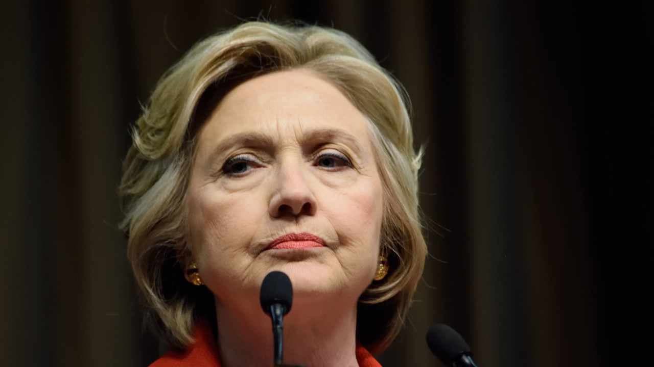 Hillary Clinton Warns of 'Worldwide Financial Meltdown' and Dollar Losing Reserve Currency Status if US Defaults on Its Debt