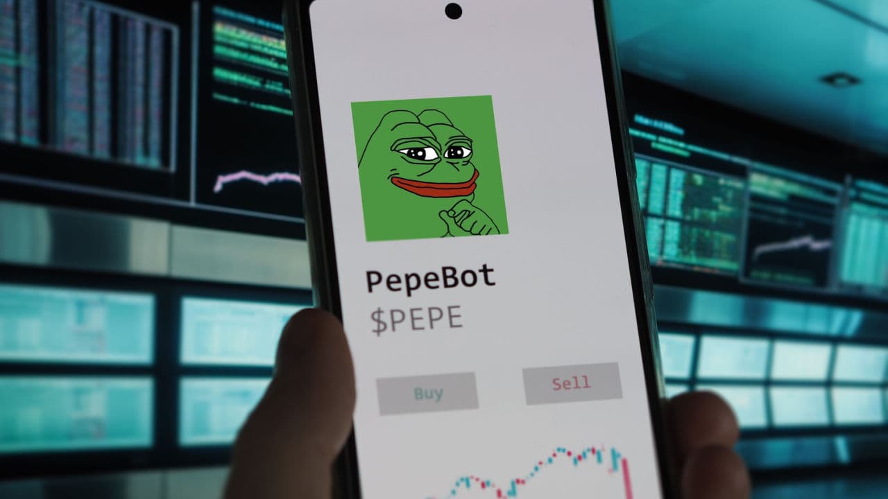 Biggest Movers: PEPE 13% Higher as Coin Breaks Out of Key Resistance Level