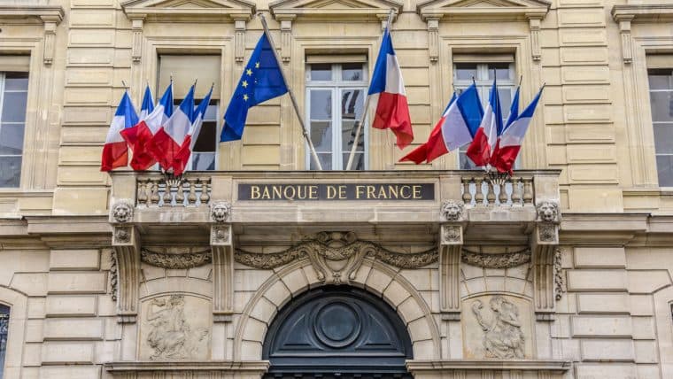 Crypto Conglomerates Should Be Regulated, MiCA 2 Needed, Bank of France Governor Says