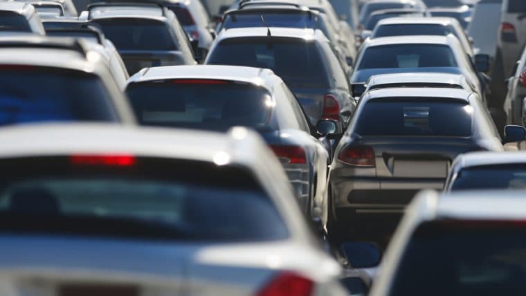 Bitcoin Fees Decrease, But Over 257,000 Pending Transactions Await Confirmation