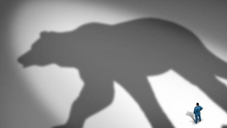 Crypto Turmoil: Market Slump, Heavy Liquidations, and Unexpected Gainers