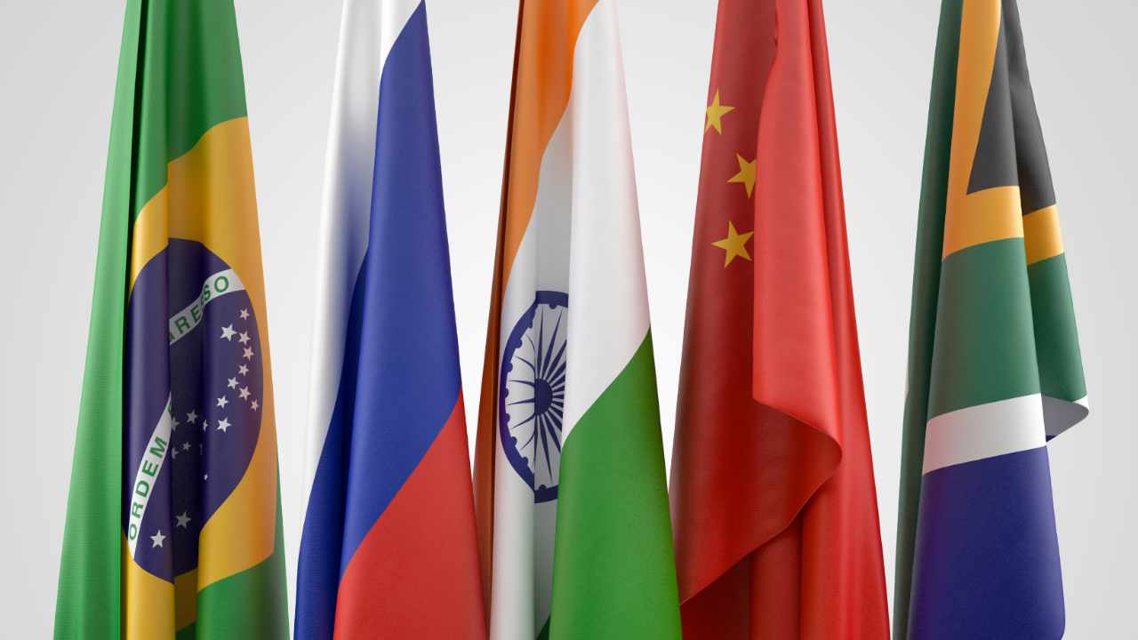 BRICS Currency Not on Agenda for Leaders' Summit — Nations to Focus on De-Dollarization