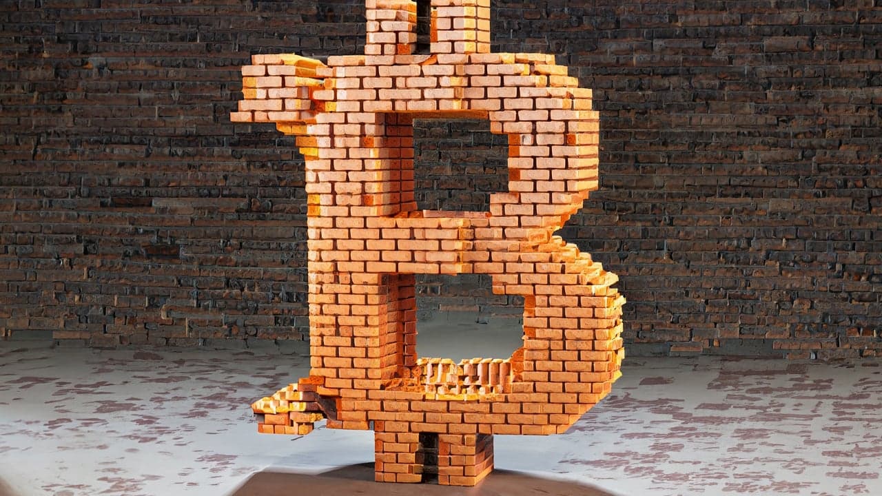 Bitcoin Emerges as NFT Contender With $463 Million in Sales in 4 Months