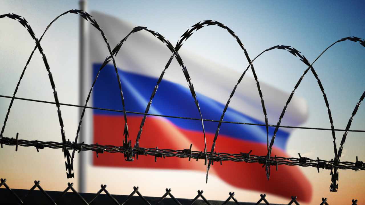 Western Sanctions on Russia Demolish Global Trade System, Cause Inflation Surge, Says Russian Banker