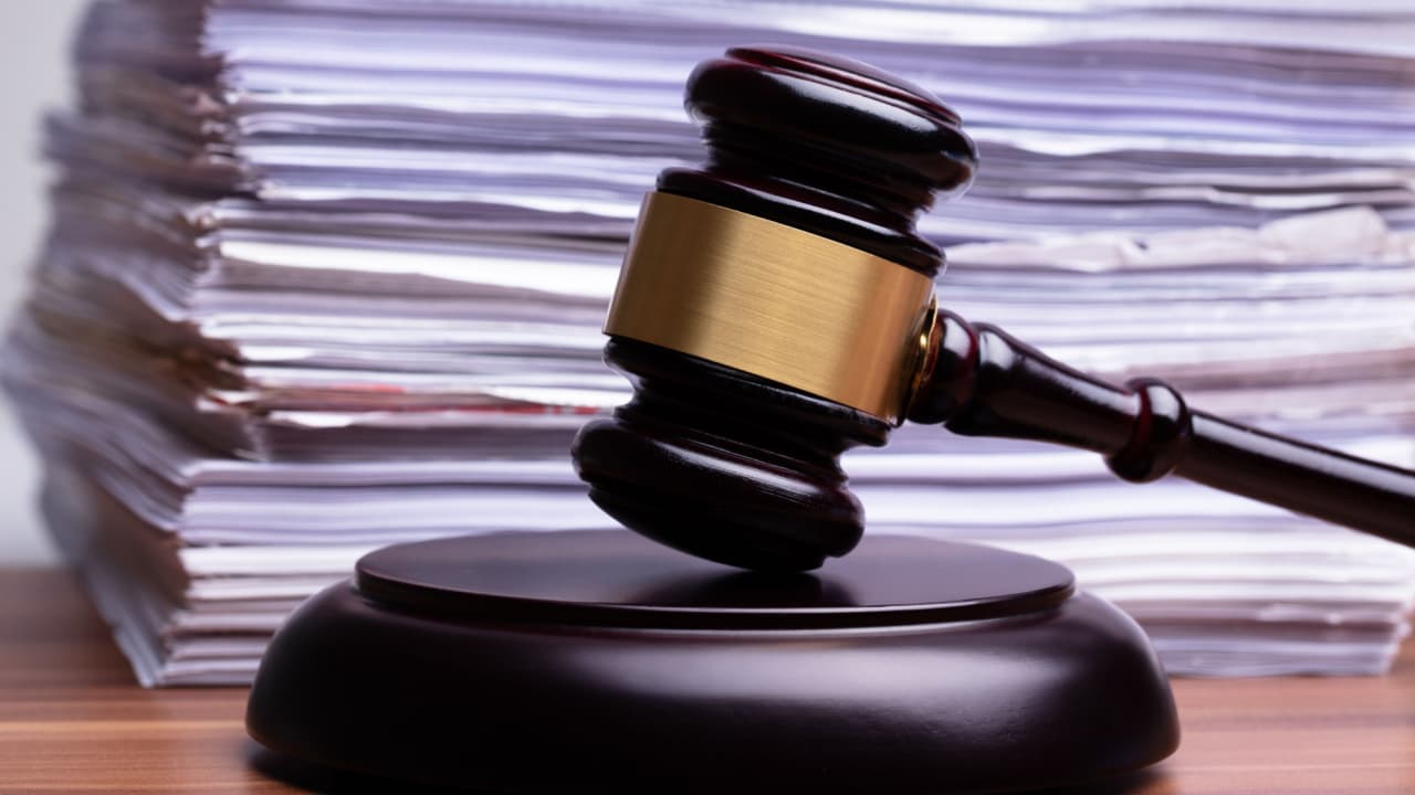 SEC States Coinbase Misinteprets Howey Test, Misuses Major Questions Doctrine