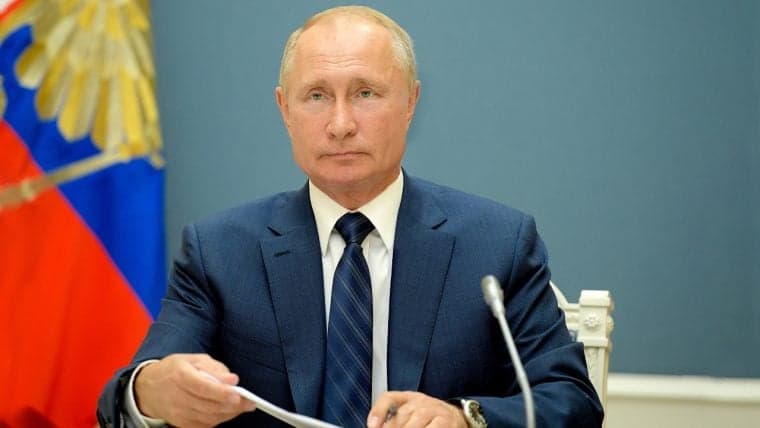 Putin Signs Digital Ruble Law Allowing CBDC Payments in Russia