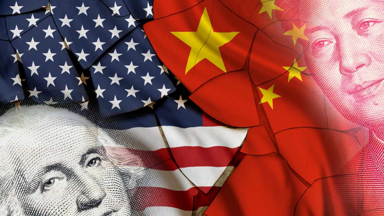 Peter Schiff Says US Can't Afford to Decouple From China — Warns of Dollar Collapse