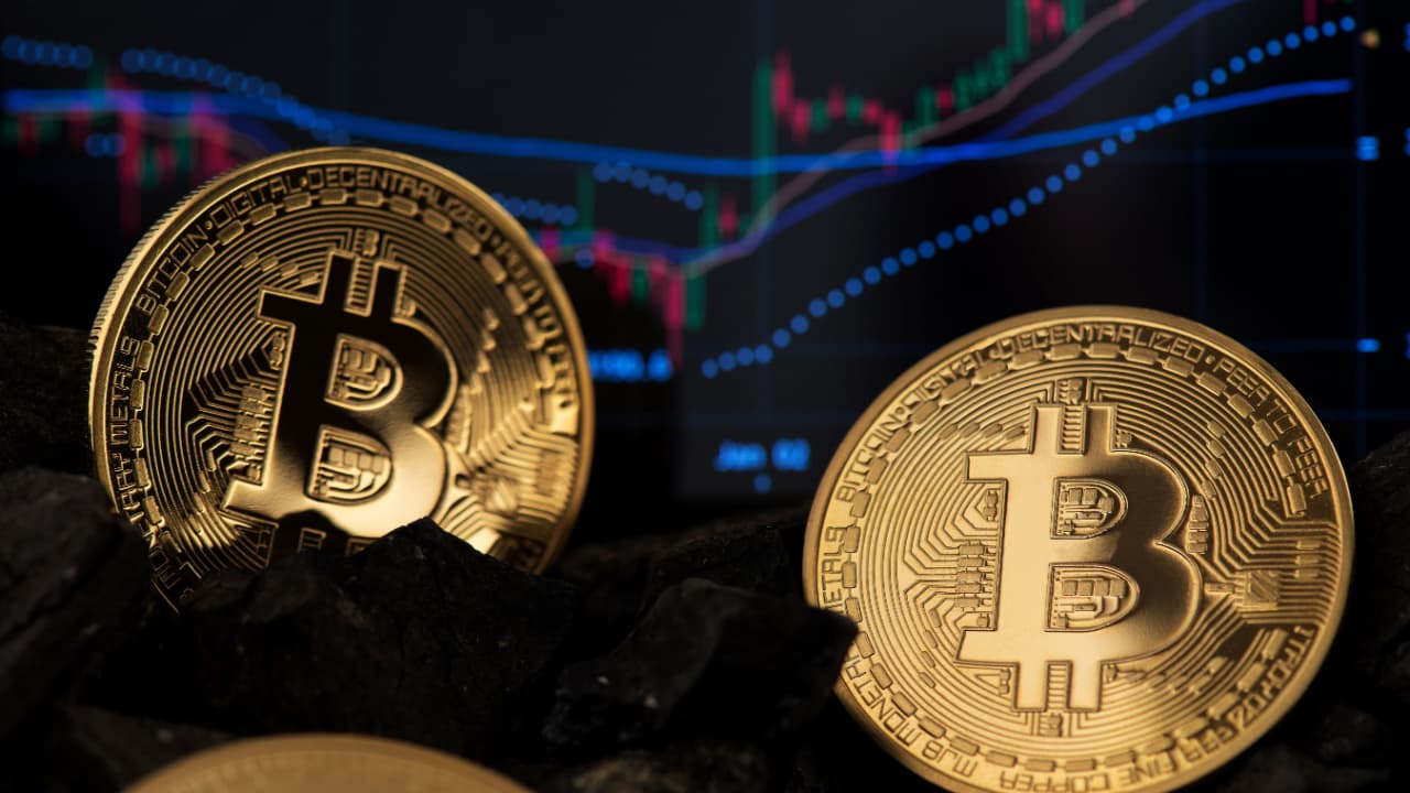 Bitcoin, Ethereum Technical Analysis: BTC Under $27,000, ETH Hits 1-Month Low Ahead of US Inflation Report