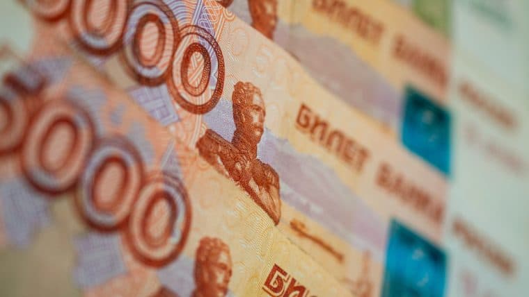 Bank of Russia Predicts Digital Ruble Won't End Other Payment Methods