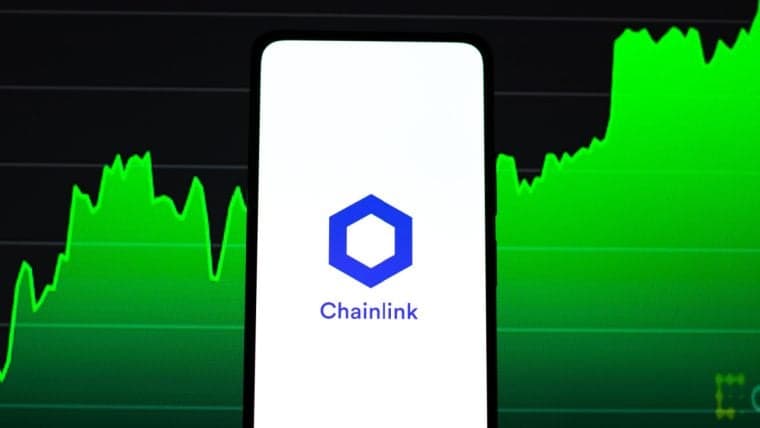 Biggest Movers: LINK, SOL Race to Highest Levels Since 2022