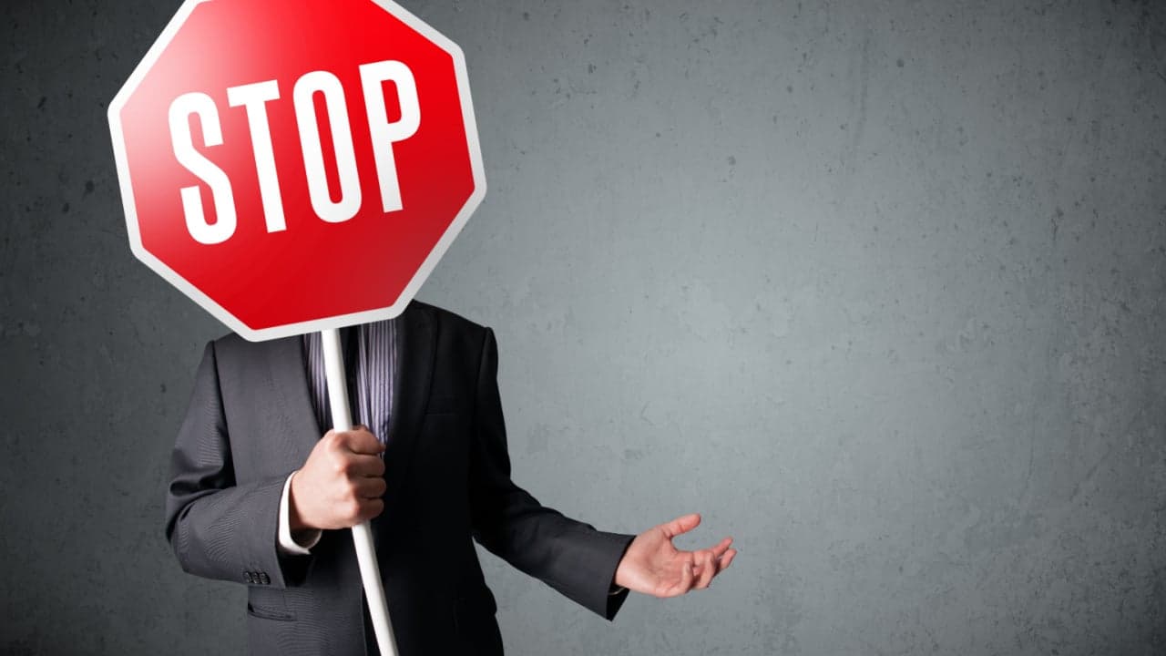 Dubai Regulator Blocks the Sale and Distribution of Islamic Coin