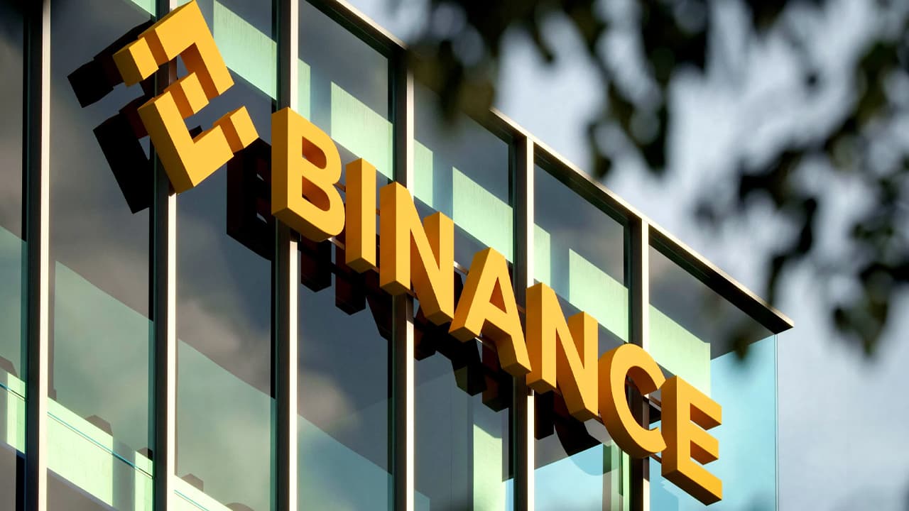 CZ Уходит с Поста Председателя Binance US, Обозначая Стратегический Поворот