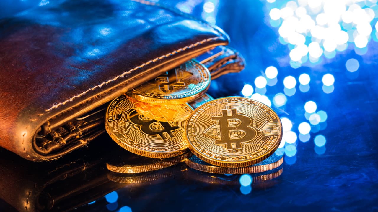 Maximizing Efficiency in High Fee Environments: A Guide to Bitcoin UTXO Consolidation