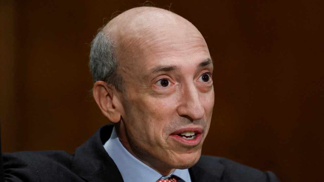 Congressman Calls for Gensler's Removal After SEC Sues a Crypto Exchange Twice in 10 Months