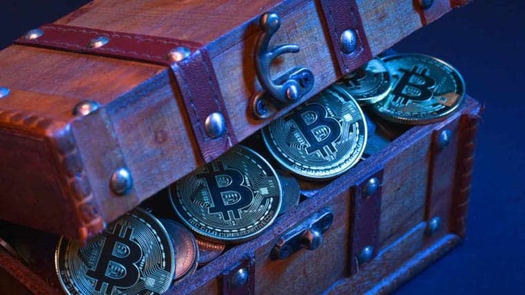 MicroStrategy adquiere más Bitcoin, elevando sus tenencias totales a 189,150 BTC